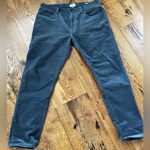 Todd Snyder Slim Fit Corduroy 5 pocket pants mens 34x30. zip fly. button closure